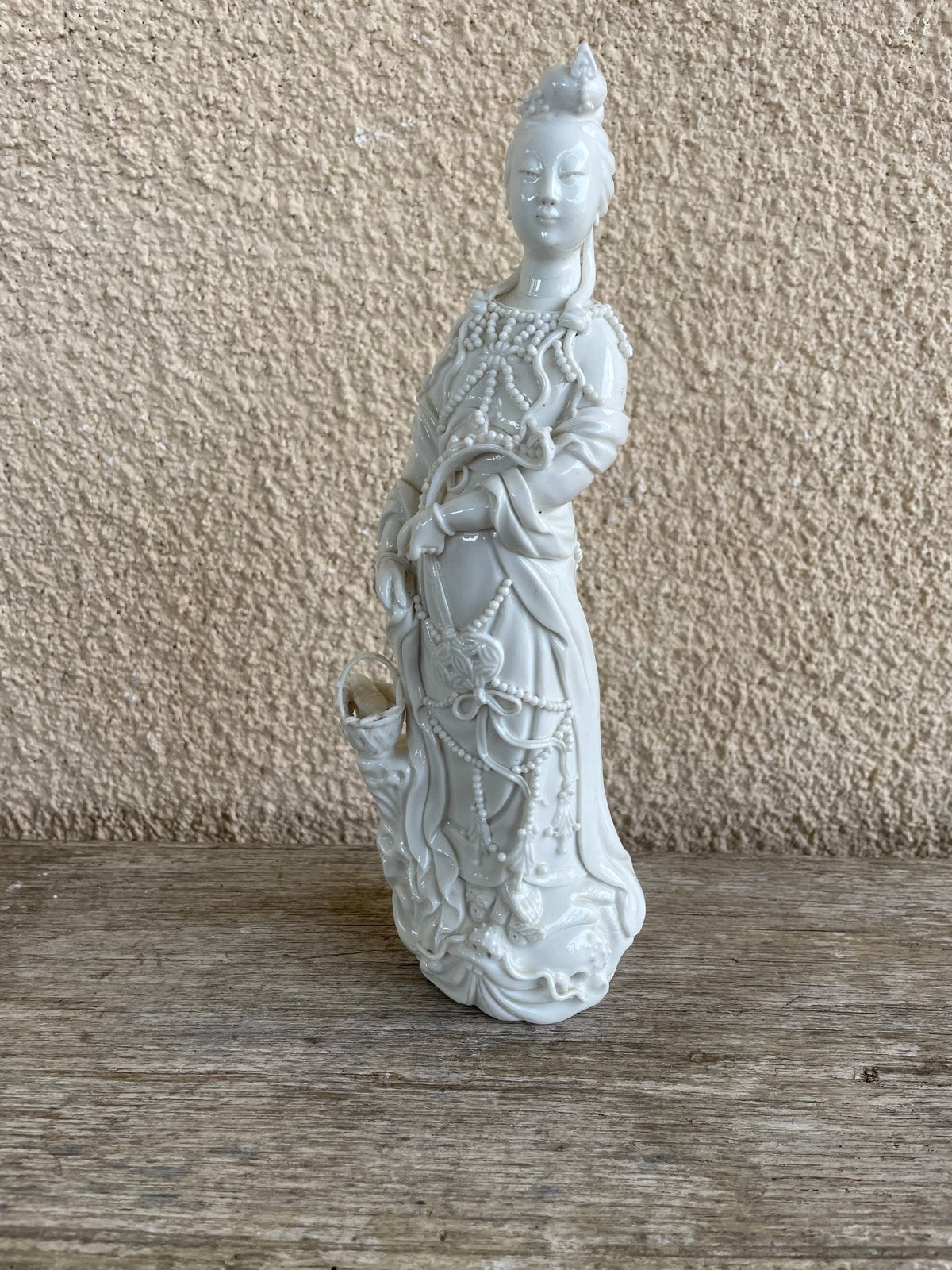 Chinees porseleinen beeldje van een vrouw, Ophalen, Handgemaakt, 20 - 50 cm, Beeld