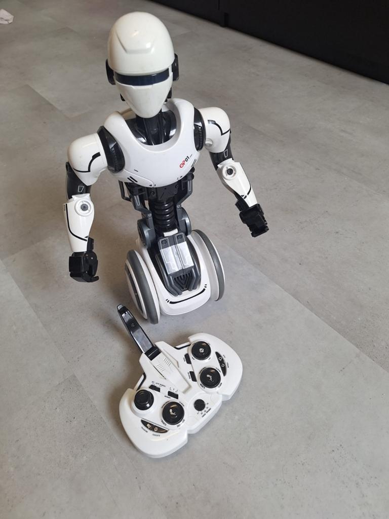 Robot met afstandsbediening - Interactief speelgoed, Ophalen of Verzenden, Zo goed als nieuw