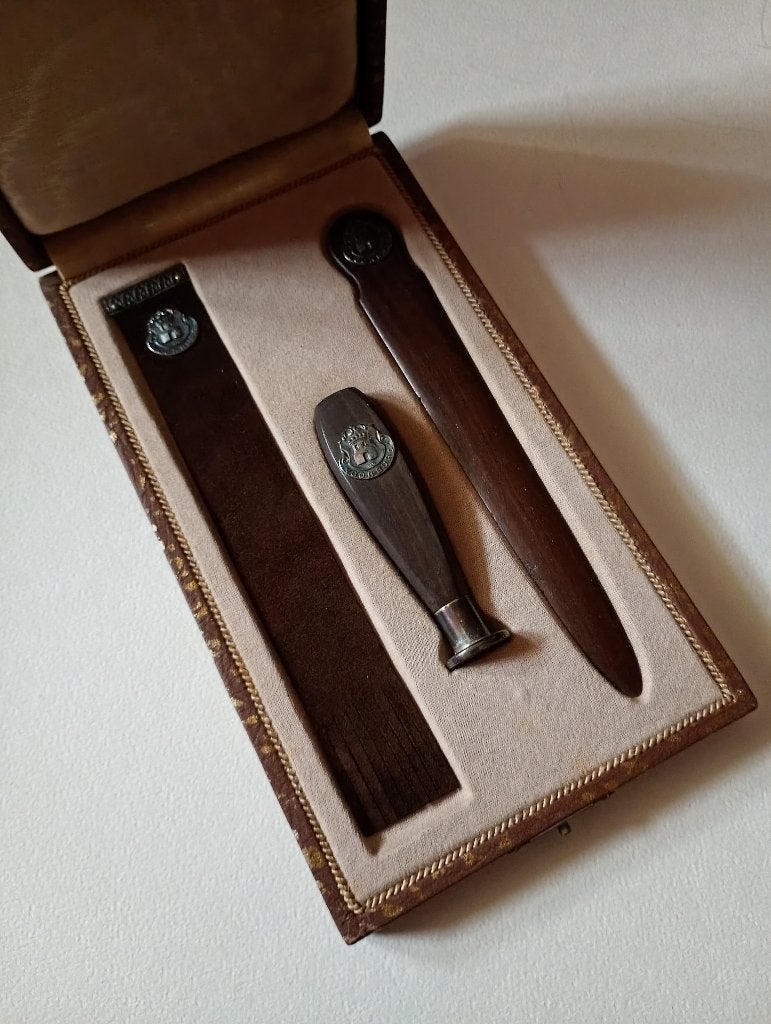 Lakstempel briefopener boekenlegger / stadswapen Voorburg, Antiek en Kunst, Ophalen