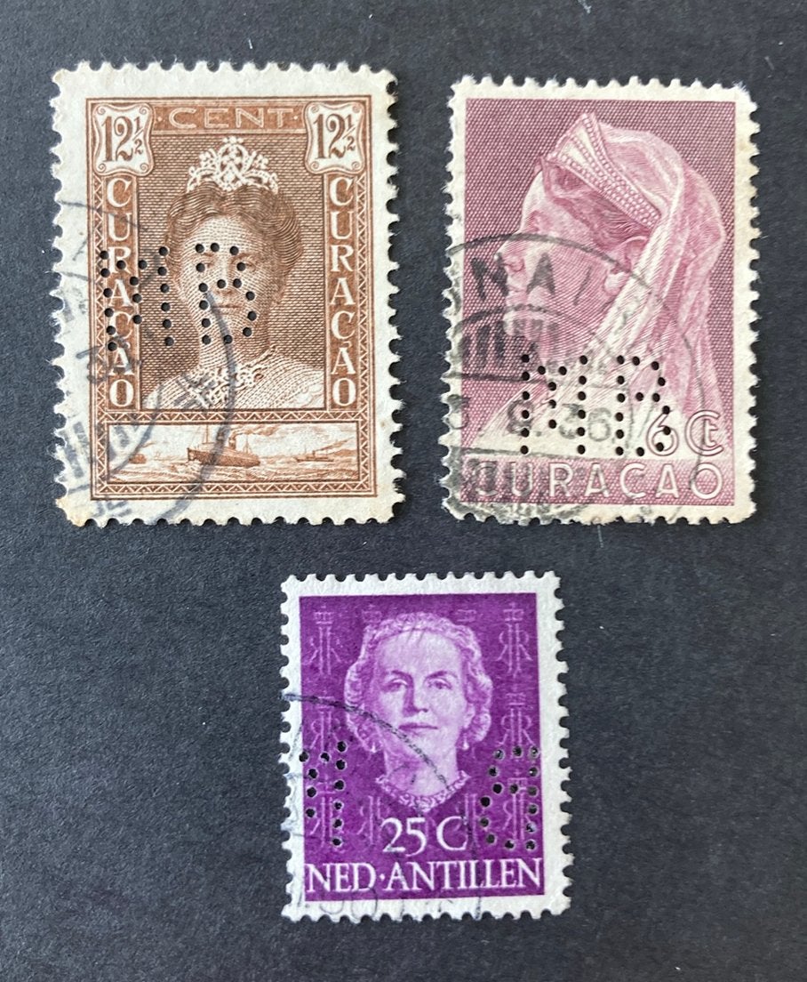 Perfin MB in Curacao / Antillen 92 126 226, Ophalen of Verzenden, Gestempeld