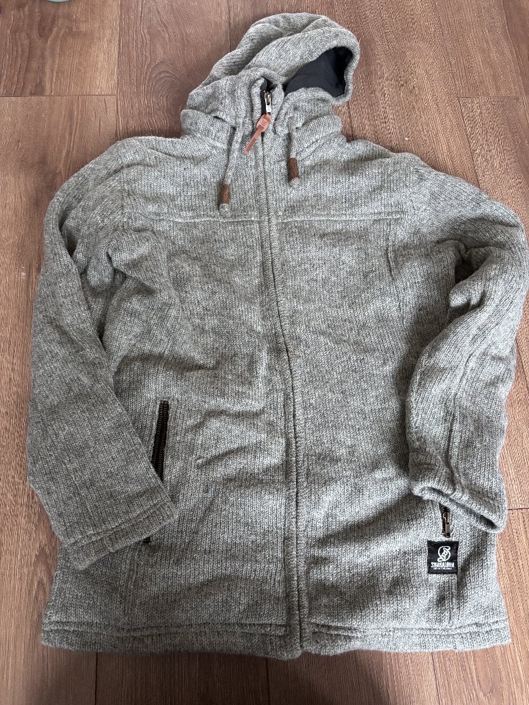 Shakaloha grijs vest maat L | unisex warm gebreid vest, Maat 42/44 (L), Nieuw, Ophalen of Verzenden, Shakaloha
