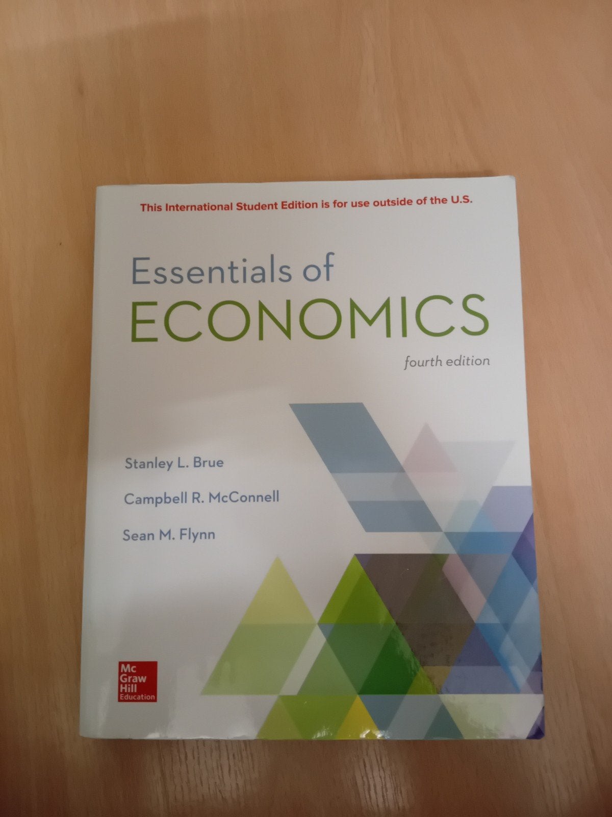 Essentials of Economics - Vierde editie, Ophalen of Verzenden, Zo goed als nieuw, Economie en Marketing, Stanley L. Brue, Campbell R. McConnell, Sean M. Flynn