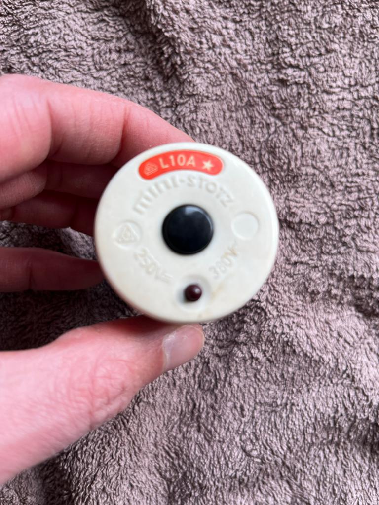 Mini-Stotz L10A Zekering 250V/380V, Ophalen of Verzenden, Gebruikt, Overige typen