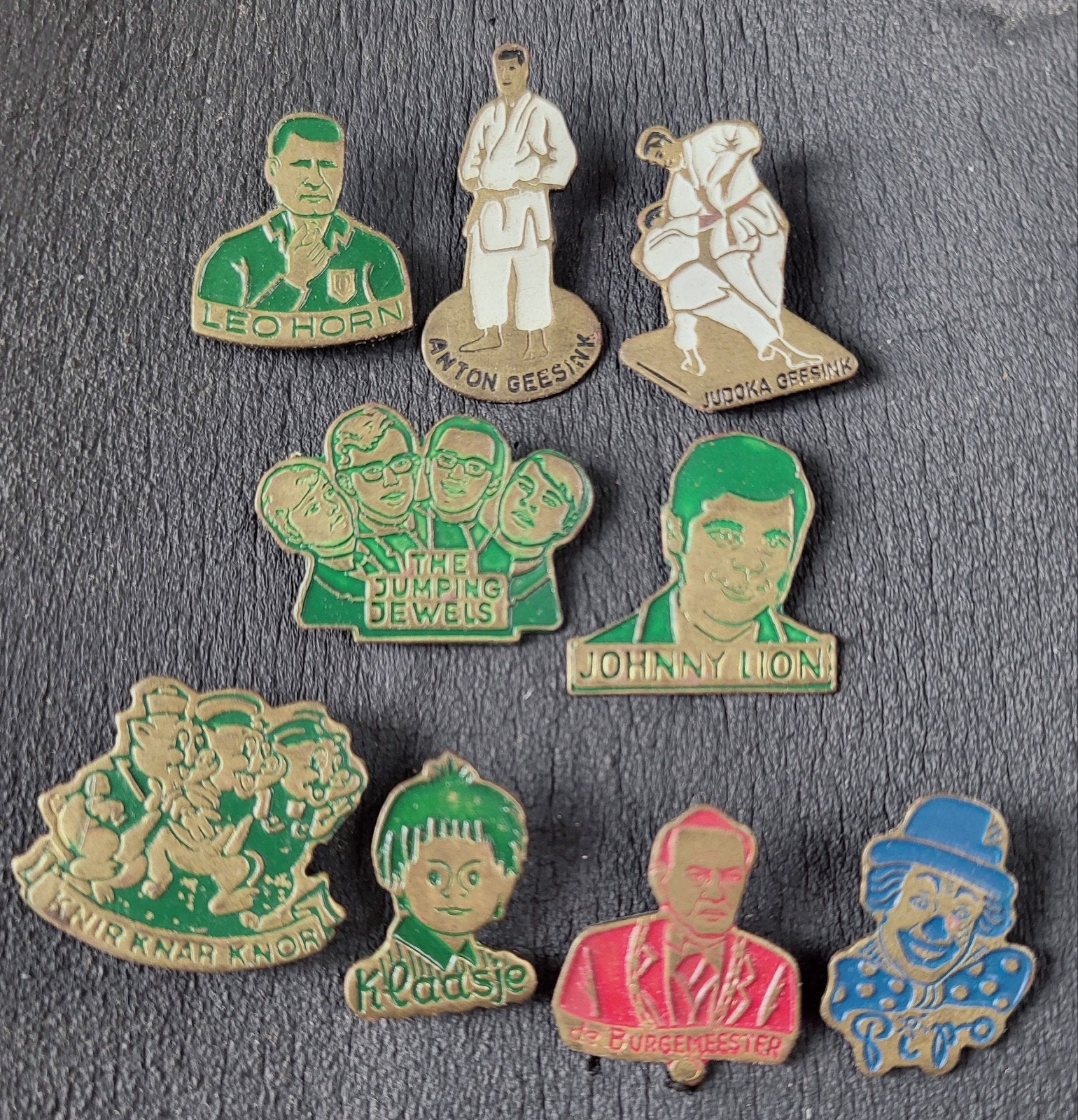 Vintage Speldjes Collectie: Bekende Figuren en Sporthelden, Ophalen of Verzenden, Gebruikt, Figuurtje, Speldje of Pin
