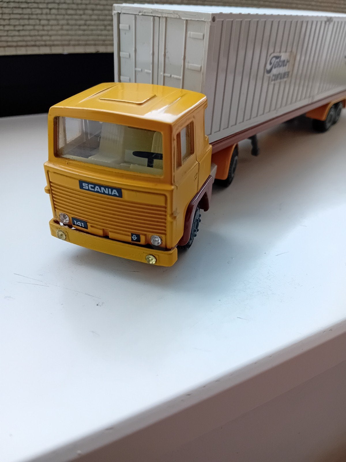 Scania 141 V8 met Containertrailer., Ophalen of Verzenden, Zo goed als nieuw, Bus of Vrachtwagen, Tekno