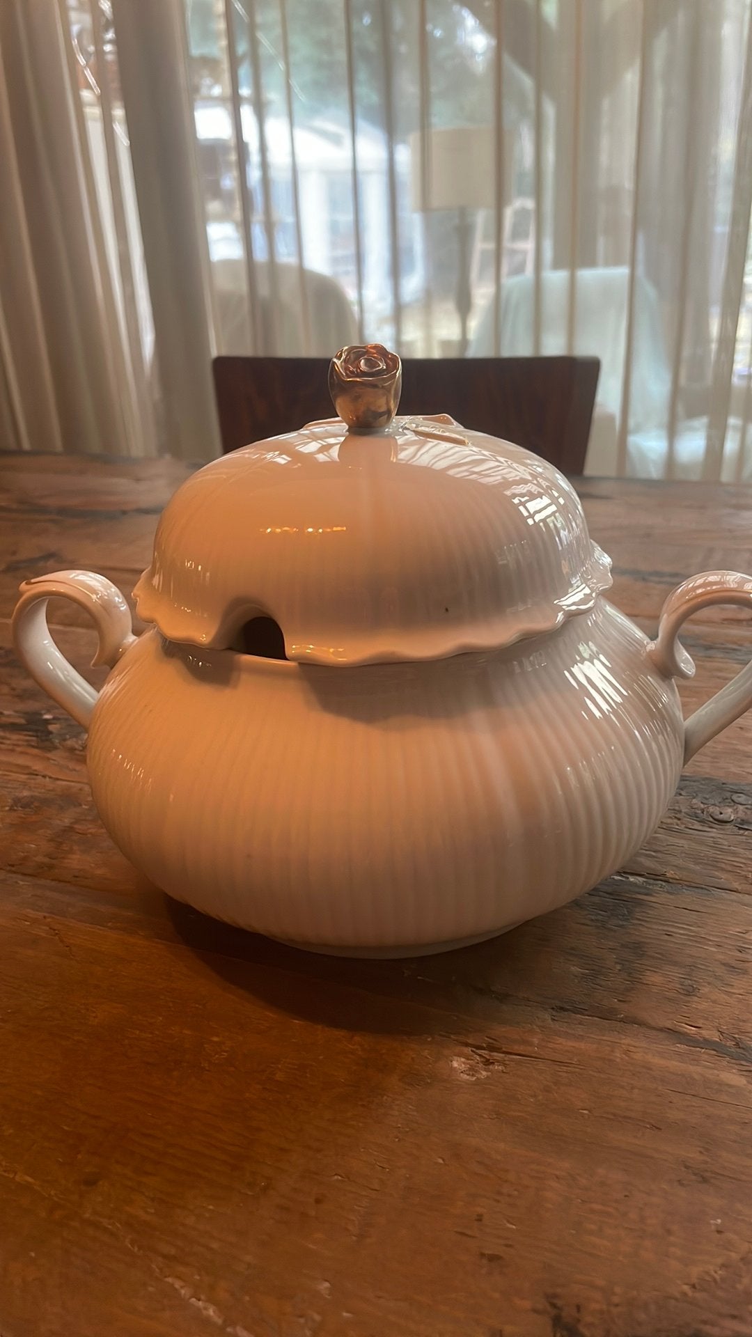 Serveer schaal brocante/antiek met roosje goud, Verzenden