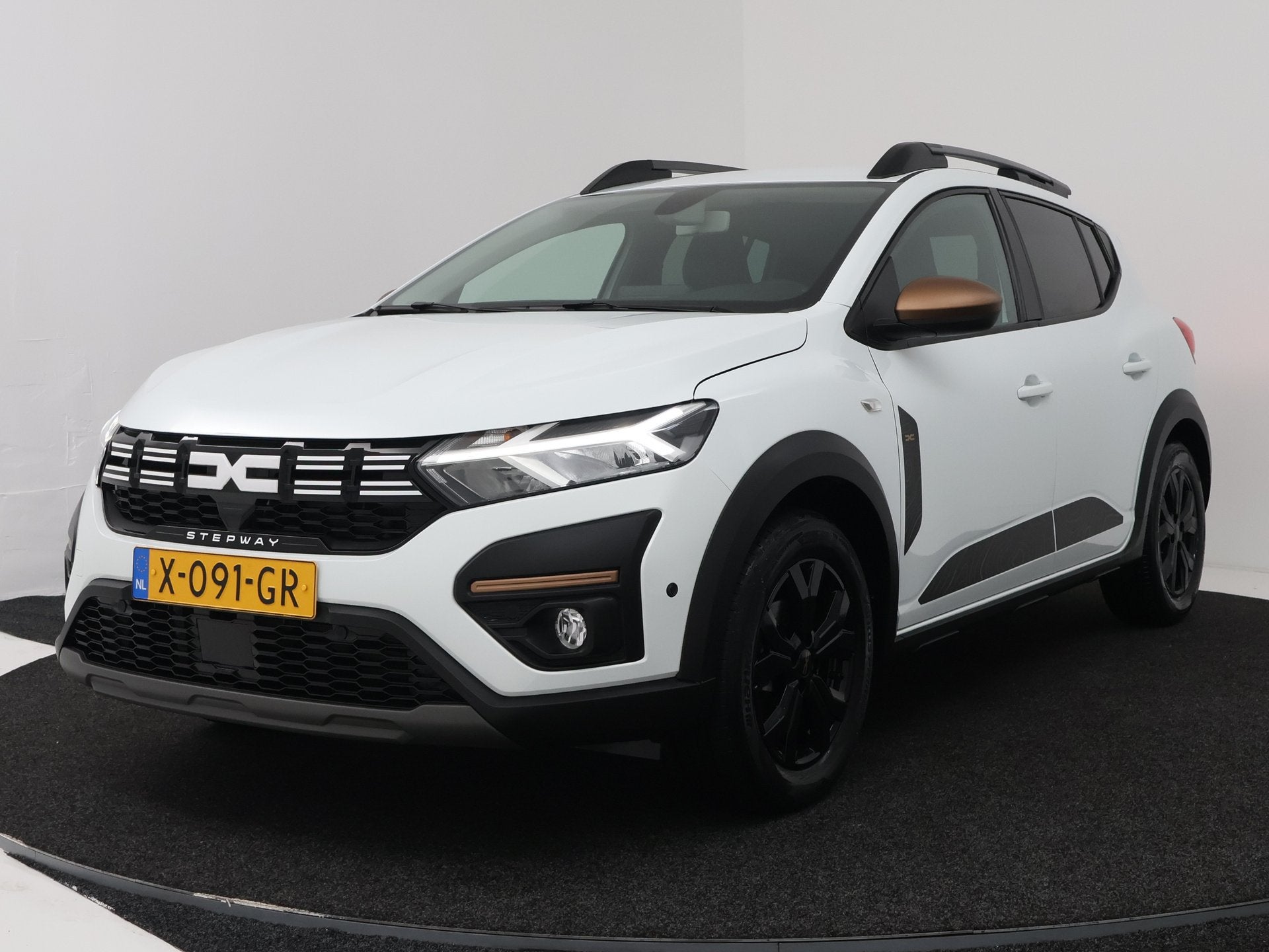 Dacia SANDERO Stepway 1.0 TCe 90 Extreme | Trekhaak | Climat, Stof, Origineel Nederlands, 91 pk, 19 km/l