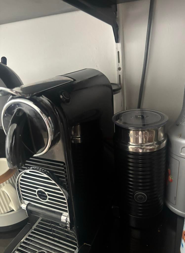 Nespresso De'Longhi CitiZ & Milk, Witgoed en Apparatuur, Ophalen of Verzenden, Koffiemachine