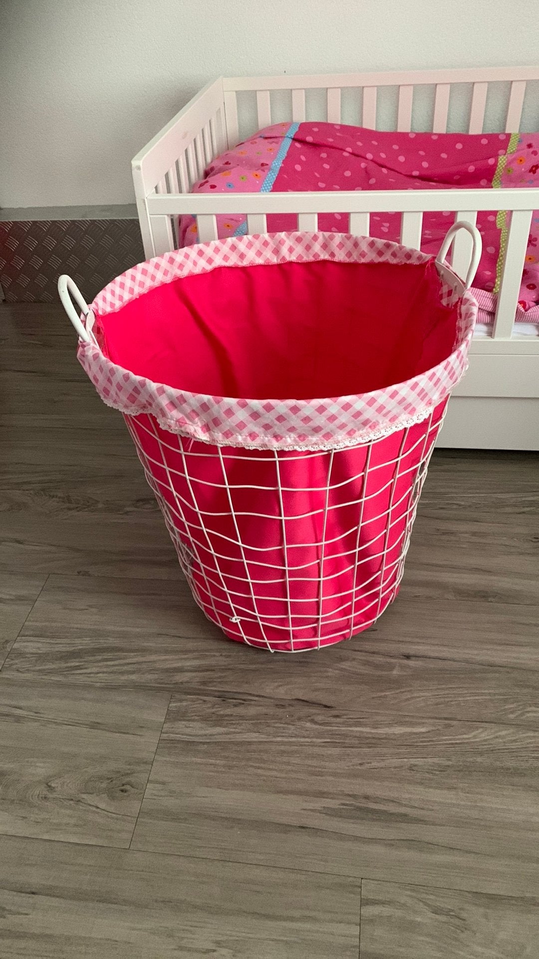 Lief mand, Ophalen, Zo goed als nieuw, Rond, Riet