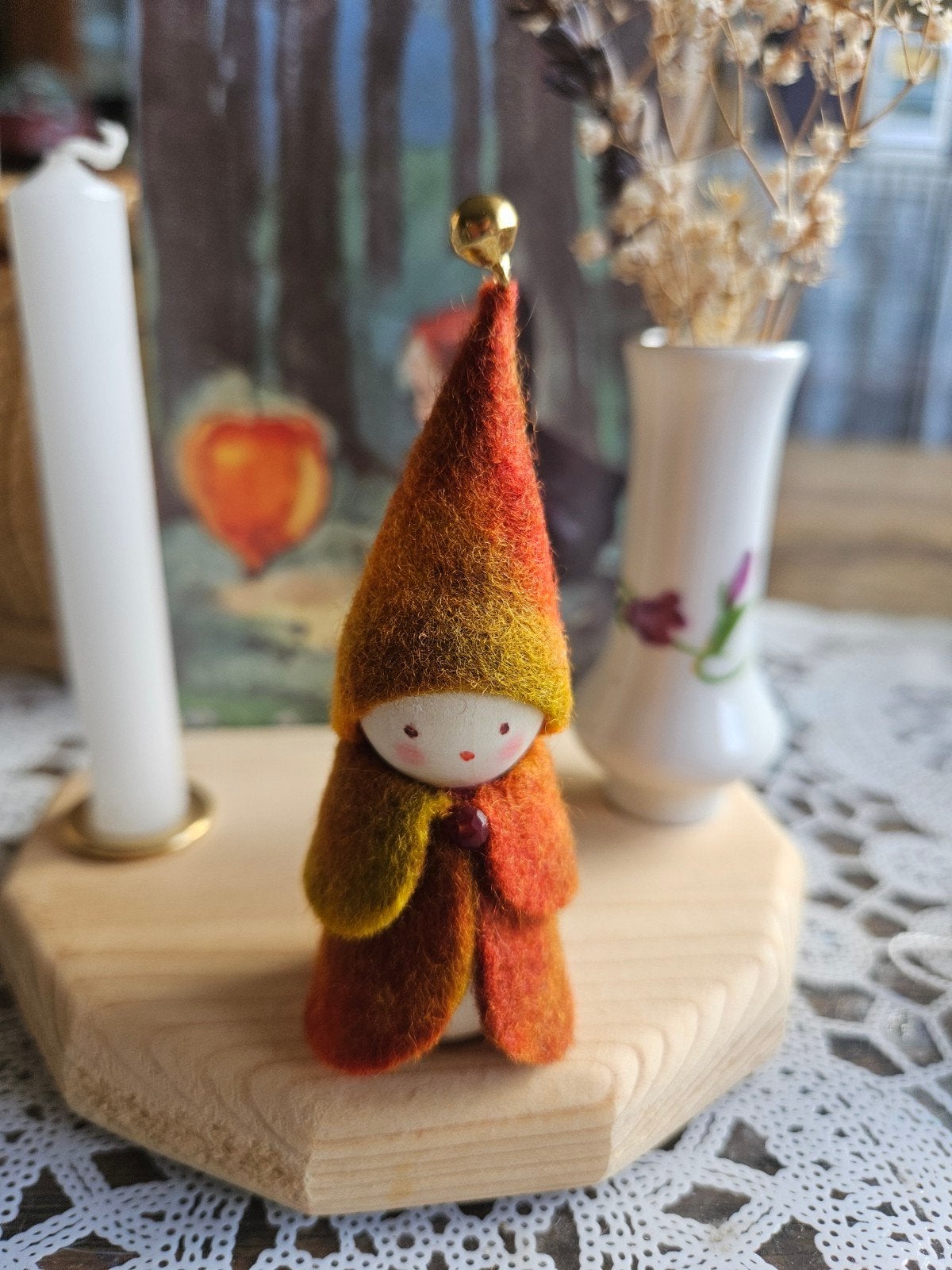 herfstkabouter #steker#jaarring#vrije school, Hobby en Vrije tijd, Vilt, Ophalen of Verzenden, Nieuw, Figuurtje(s), Wolvilt