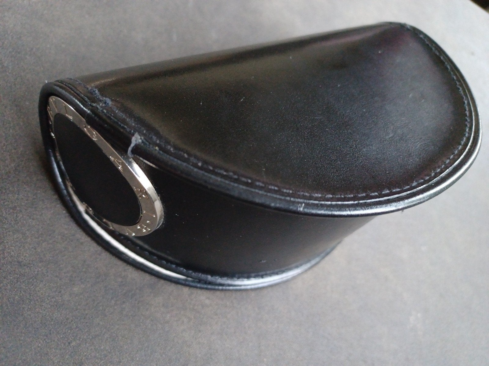Bvlgari brillenkoker - Zwart lederen etui, Overige merken, Gebruikt, Verzenden, Zwart