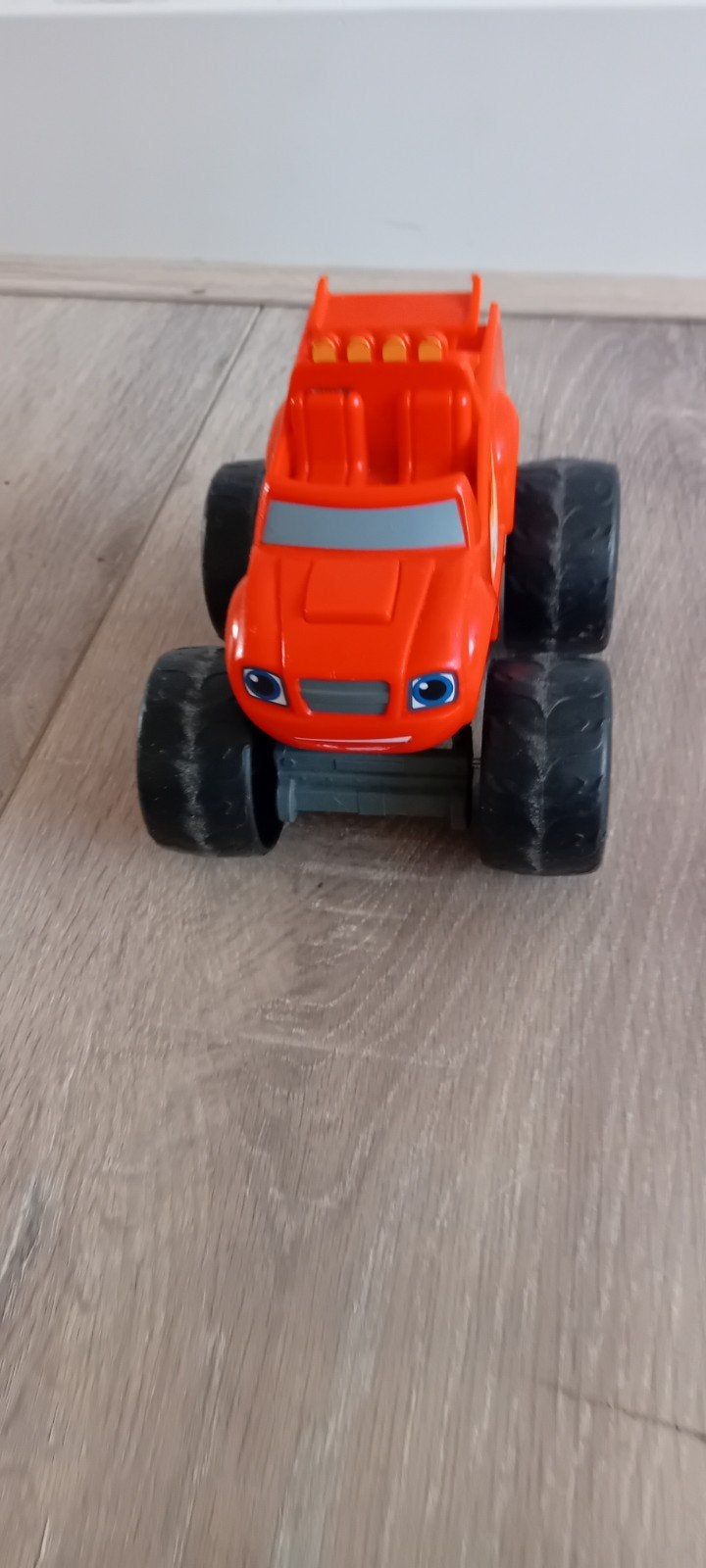 Blaze en de Monsterwielen speelgoedauto, Ophalen, Gebruikt