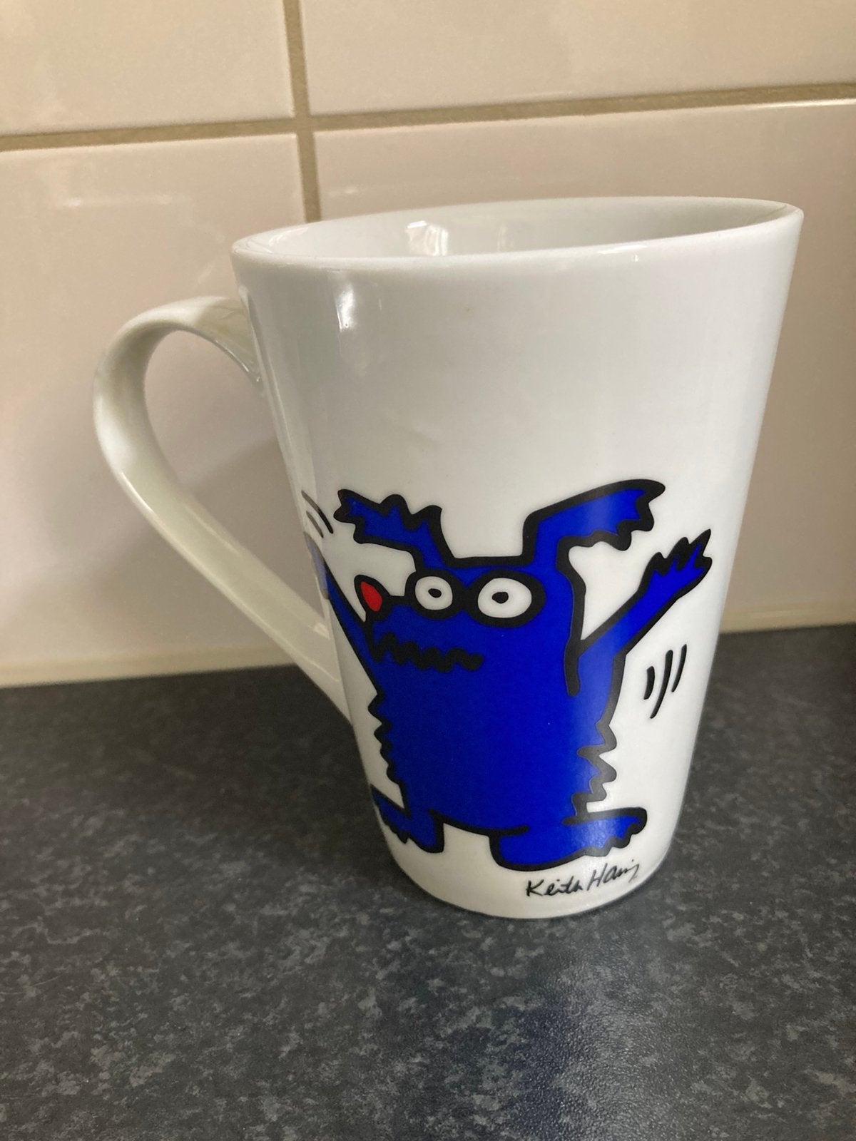 Te koop mooie koffiemok van Keith Haring, Ophalen of Verzenden, Zo goed als nieuw, Overige typen