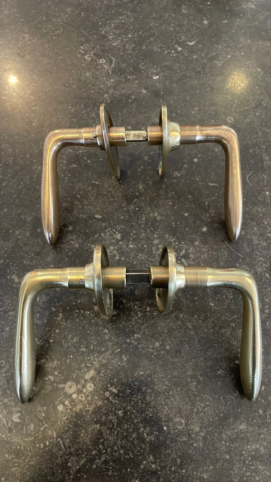 2x set Zeldzame Deurklinken Messing ANTIEK Jaren 10 20 30 ?, Ophalen of Verzenden