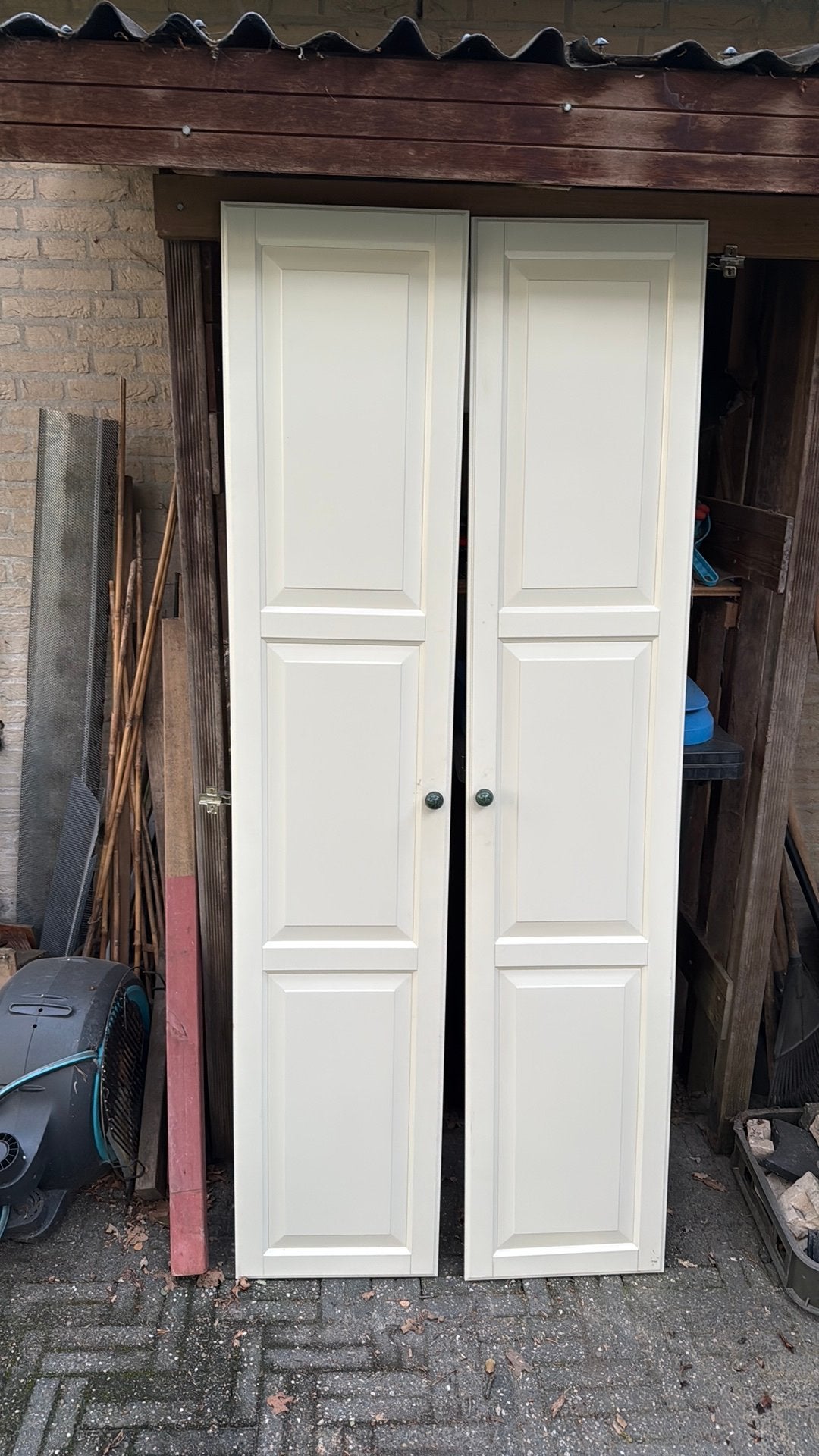 Gratis Kastdeuren Ikea 190 x 40cm (Hemnes?), Doe-het-zelf en Verbouw, Deuren en Horren, Ophalen, Gebruikt, Minder dan 80 cm, Binnendeur