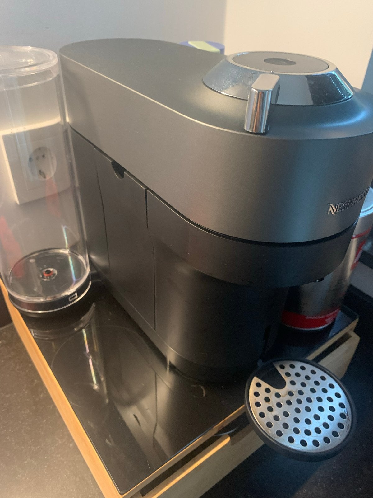 Nespresso Vertuo Pop+ koffiemachine - nieuw, Ophalen of Verzenden, 4 tot 10 kopjes, Koffiepads en cups, Afneembaar waterreservoir