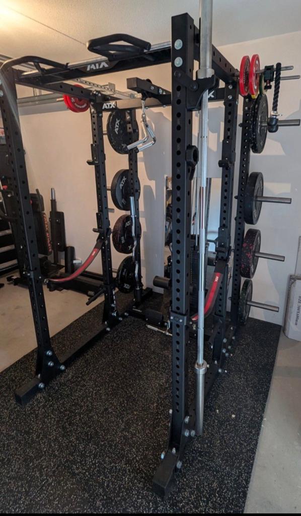ATX power rack 750 met latmachine en veel extra, Ophalen, Zo goed als nieuw