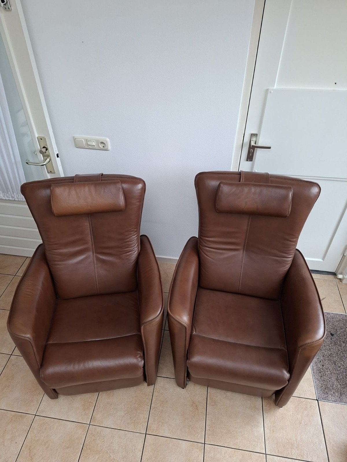 2 relax Sta-op stoelen., Huis en Inrichting, Fauteuils, Ophalen, Gebruikt, 50 tot 75 cm, Leer