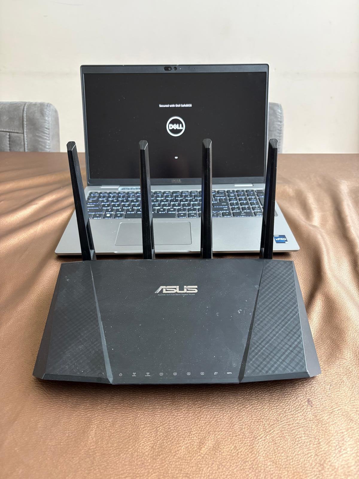 ASUS RT-AC87U, Router, SUPER kwaliteit!!, Computers en Software, Routers en Modems, Ophalen of Verzenden, Zo goed als nieuw