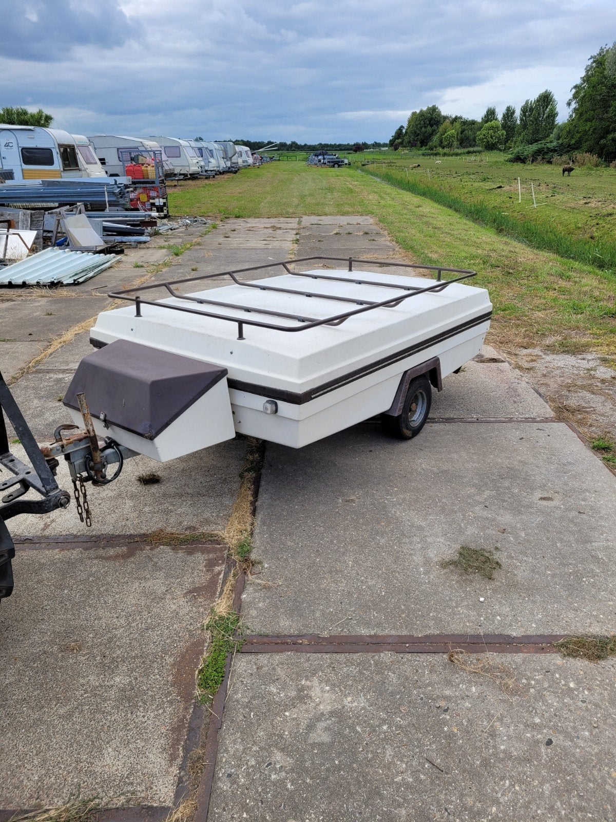 Camplet GLX (bj 1982), Ophalen, Beige, Aanwezig, Camp-Let
