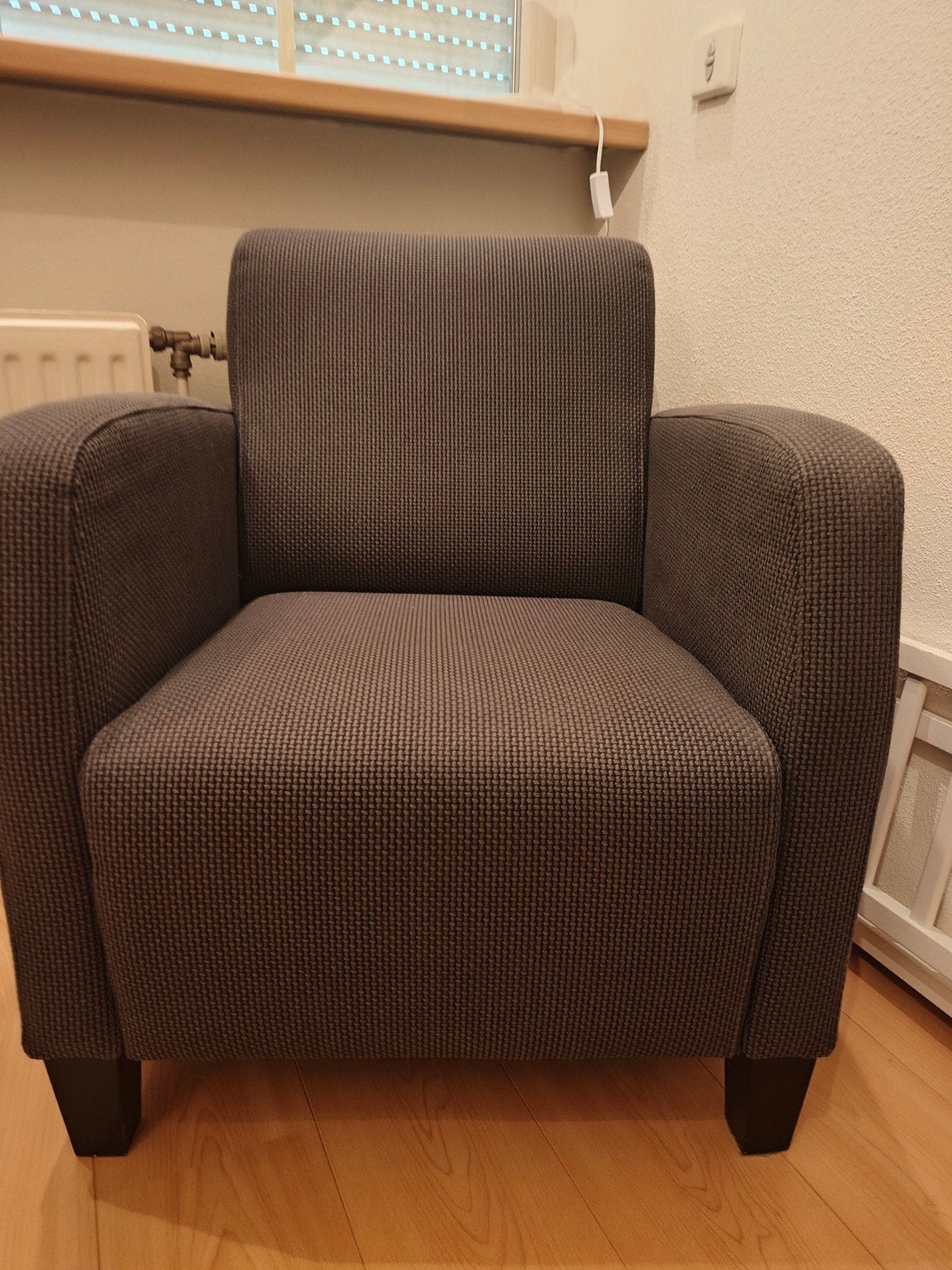 Gratis grijze fauteuil, Ophalen