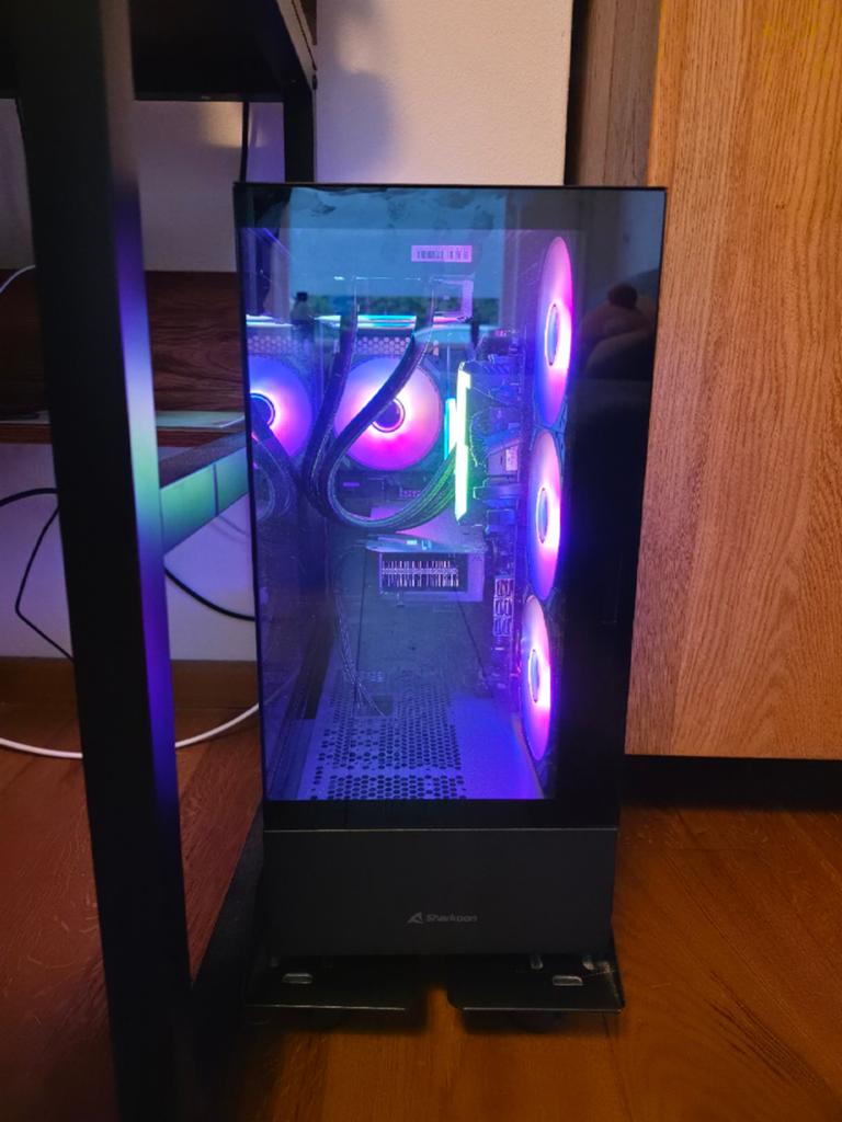 Gaming PC AMD Ryzen 7 & AMD Radeon RX 7600 XT, Computers en Software, Desktop Pc's, Zo goed als nieuw, 4 Ghz of meer, SSD, 32 GB