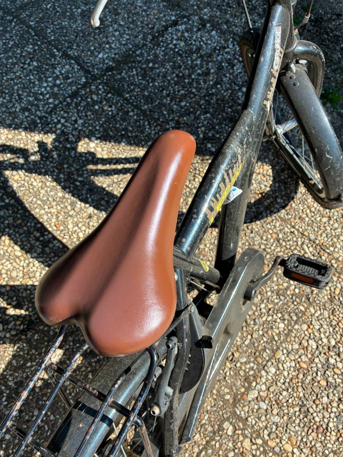 Gebruikte kinderfiets 20 inch met bruin zadel, Fietsen en Brommers, Fietsen | Heren | Herenfietsen, Gebruikt, Velgrem, Minder dan 49 cm