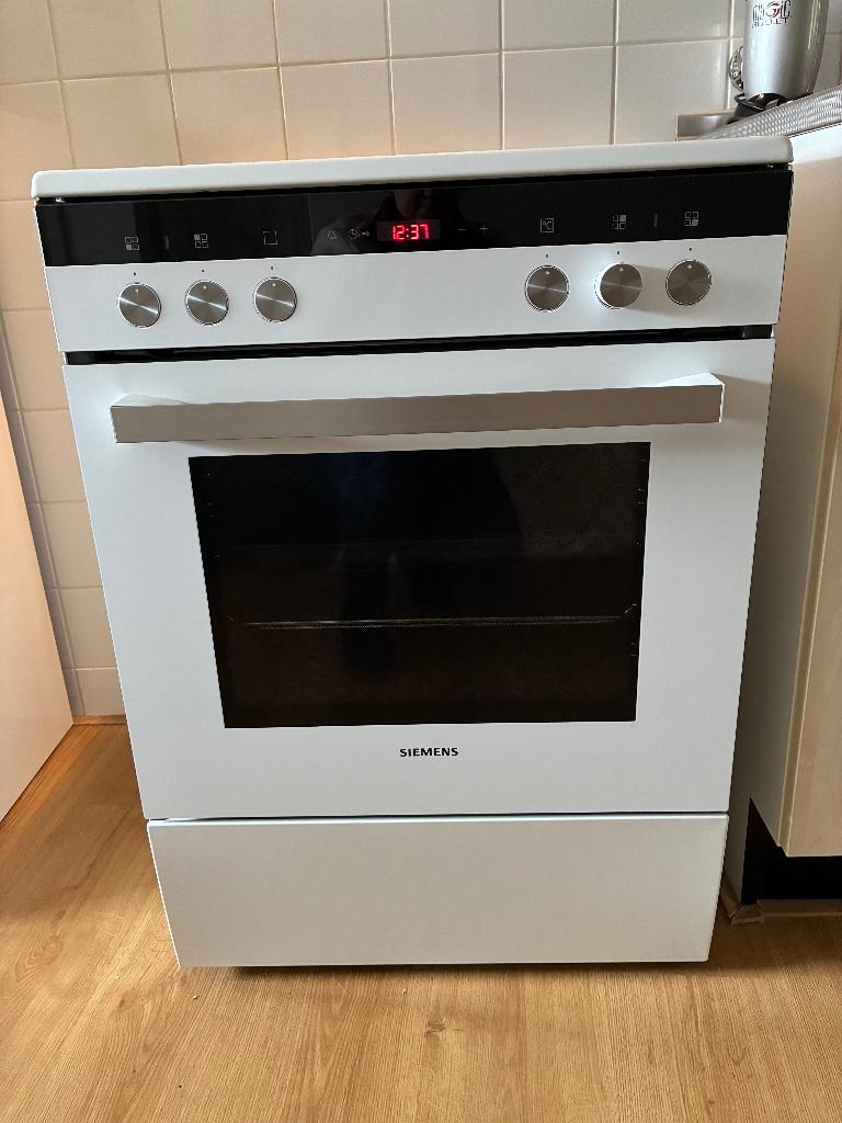 Siemens Inductie fornuis met oven, Ophalen, Gebruikt, 60 cm of meer, 4 kookzones