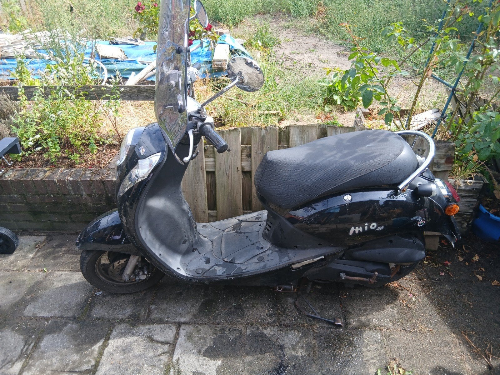 sym bromscooter, Ophalen, Benzine