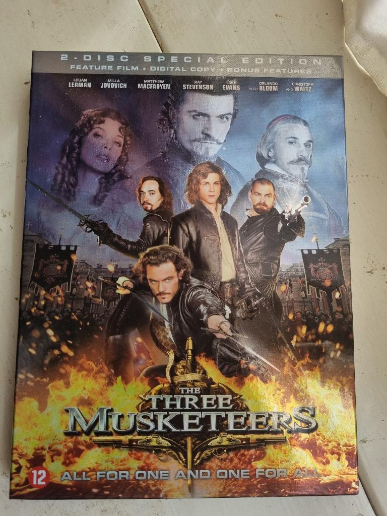 DVD The Three Musketeers, Ophalen, Zo goed als nieuw