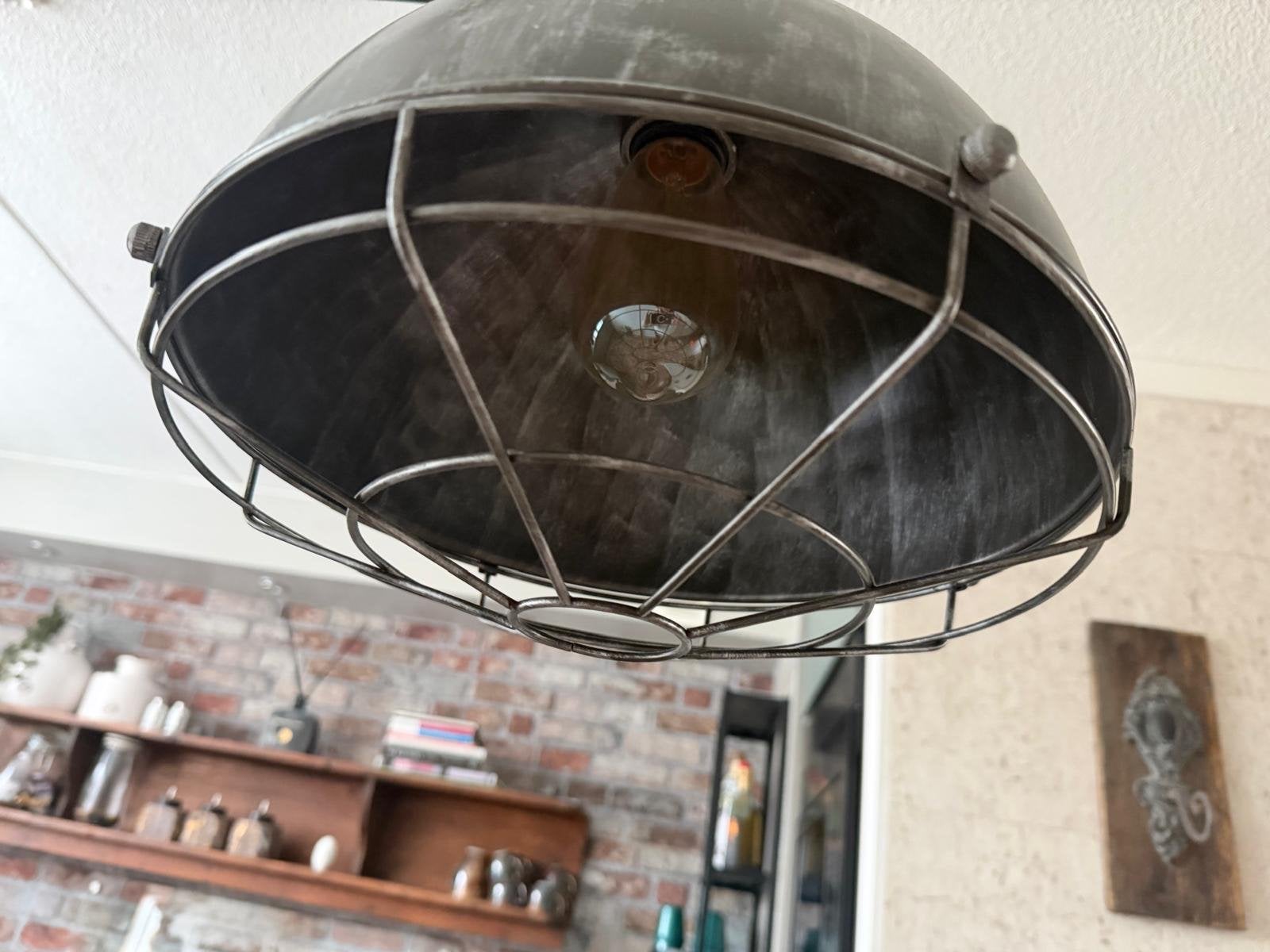 Industriële hanglamp met 3 E27 fittingen, Ophalen, Zo goed als nieuw, Industrieel, Metaal