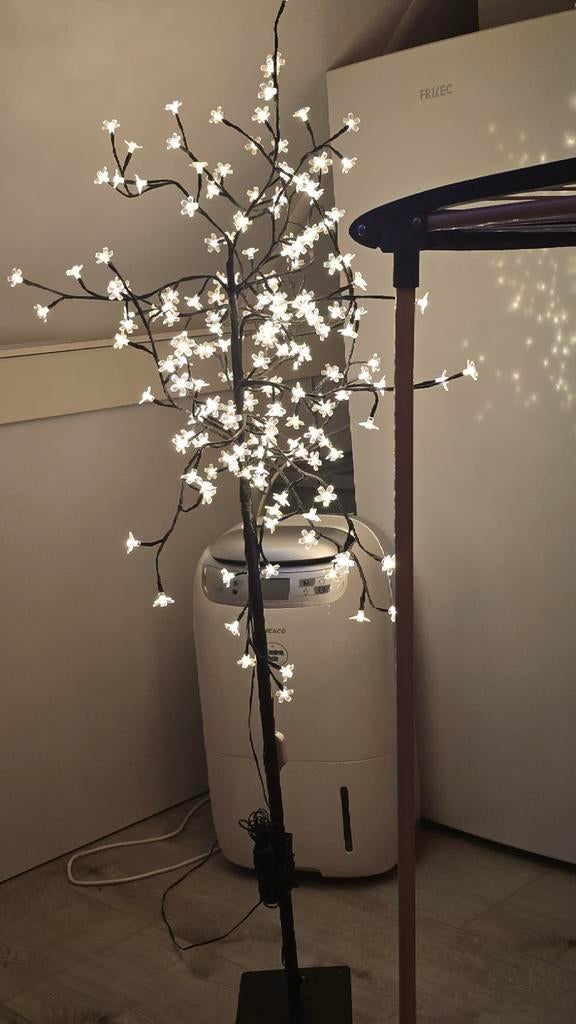 Sfeervolle LED-boomlamp met bloesemdesign, Ophalen, Nieuw
