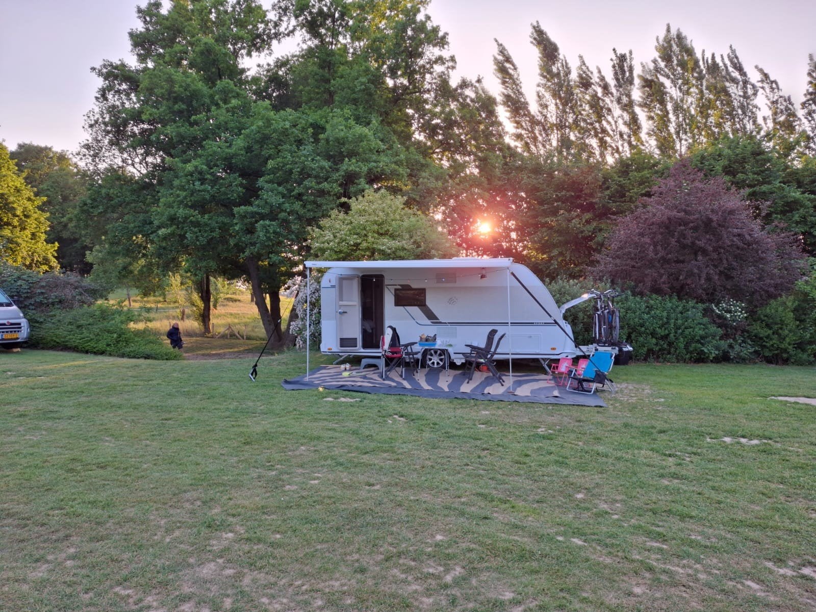 Knaus 500 QDK Sport 2024, Standaardzit, Schokbreker, Dwarsbed, Particulier