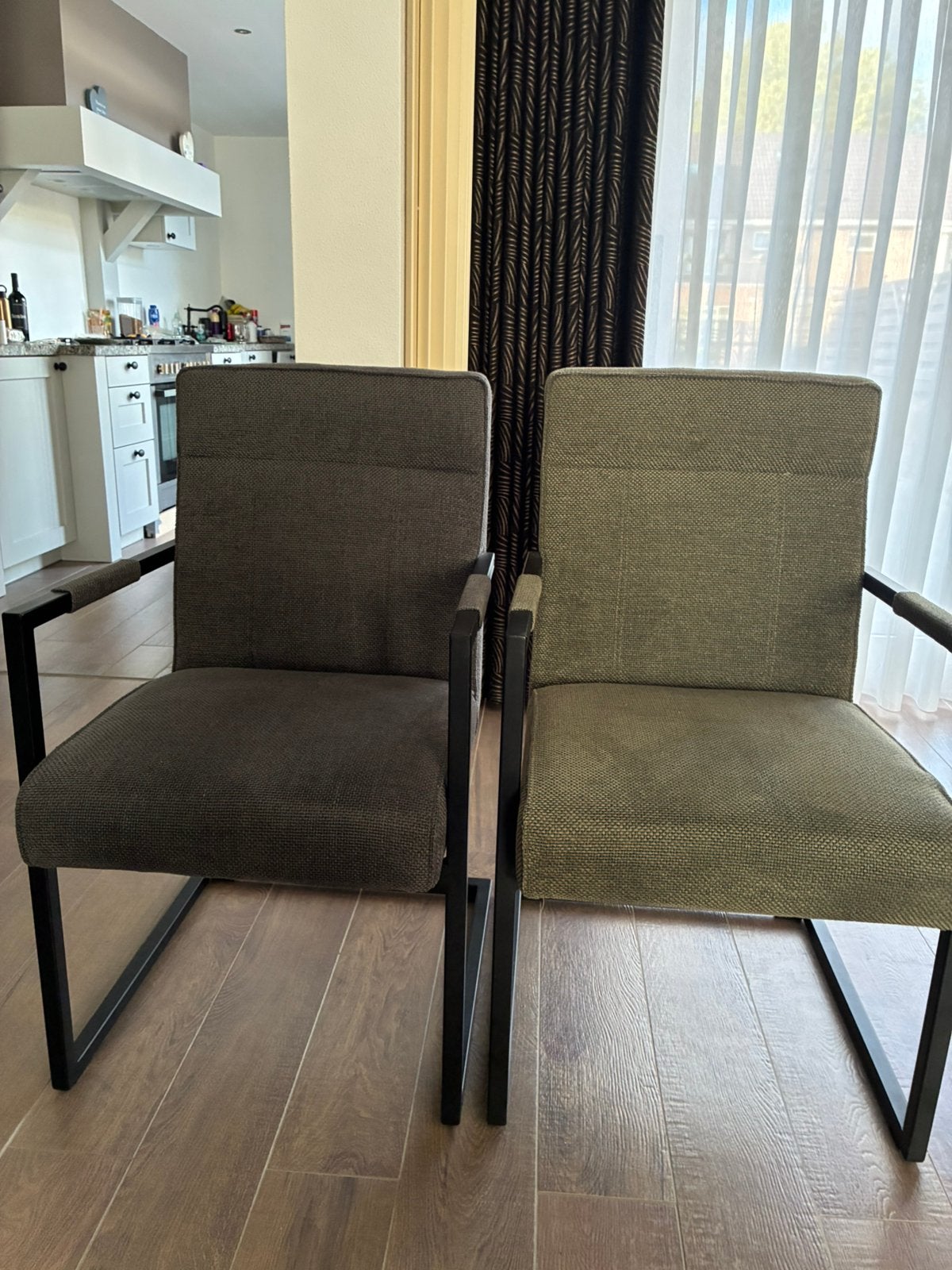 Eetkamer stoelen, Huis en Inrichting, Stoelen, Ophalen, Zo goed als nieuw, Grijs, Vier