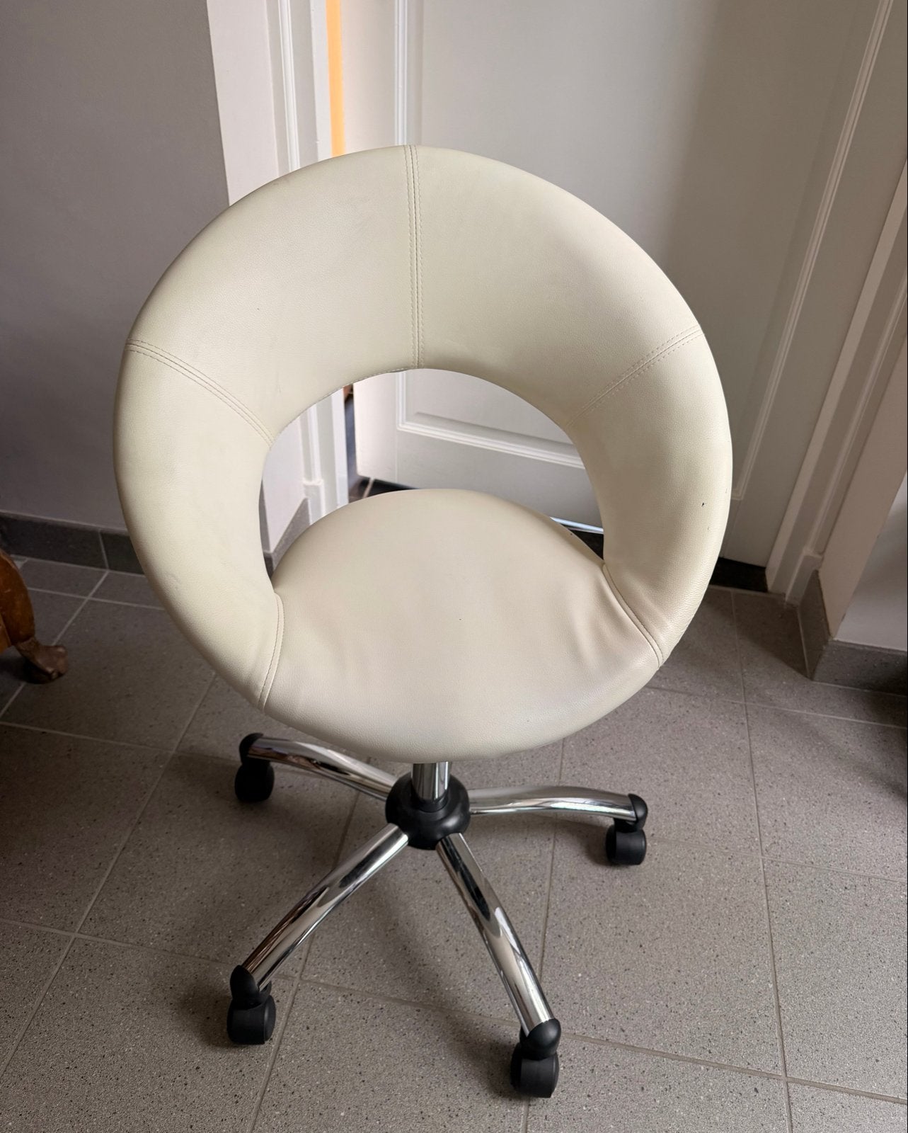 Gratis Bureau Stoel Wit Beige Cream Leer Af Te Halen, Ophalen, Gebruikt, Wit, Bureaustoel