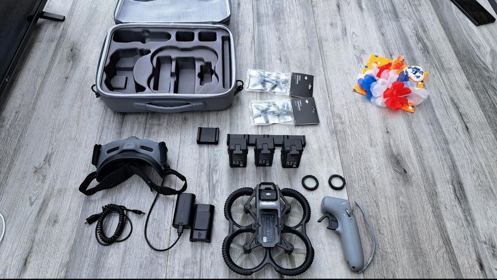 DJI Avata Pro-View Fly More Combo Kit + Goggles 2, Audio, Tv en Foto, Drones, Ophalen of Verzenden