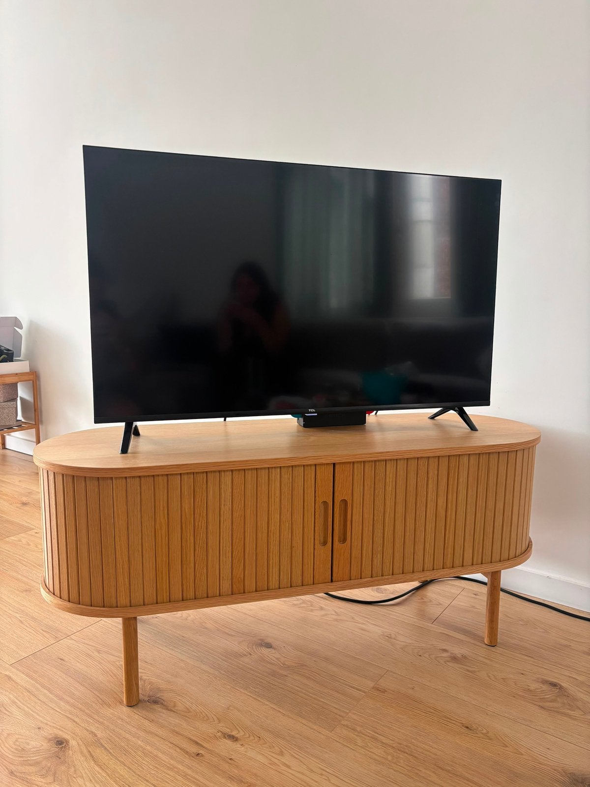 Jysk Houten dressoir/tv-meubel ovaal, Ophalen, 100 tot 150 cm, Eikenhout, Zo goed als nieuw