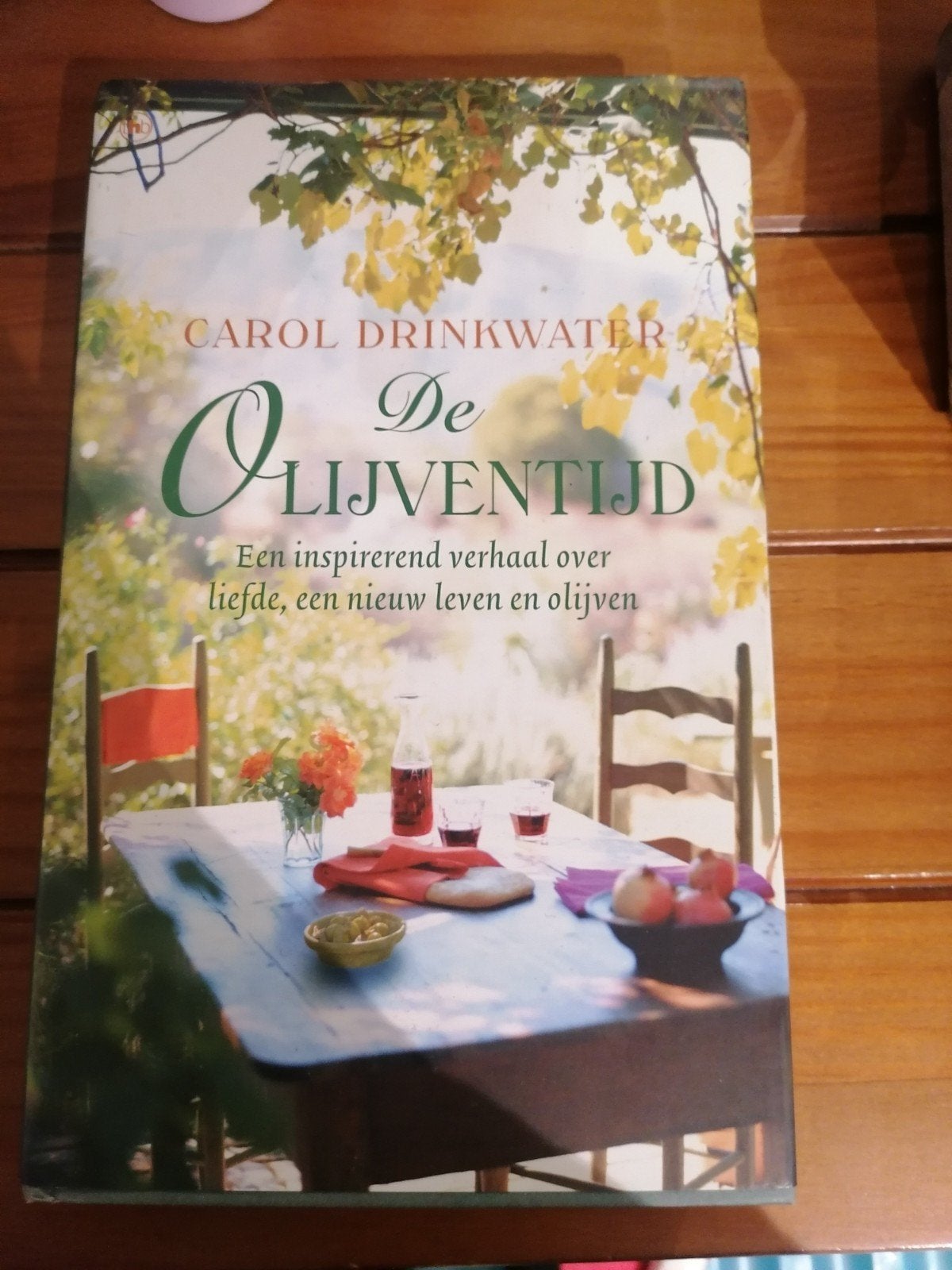 De Olijventijd - Carol Drinkwater, Ophalen of Verzenden, Gelezen, Carol Drinkwater, Nederland