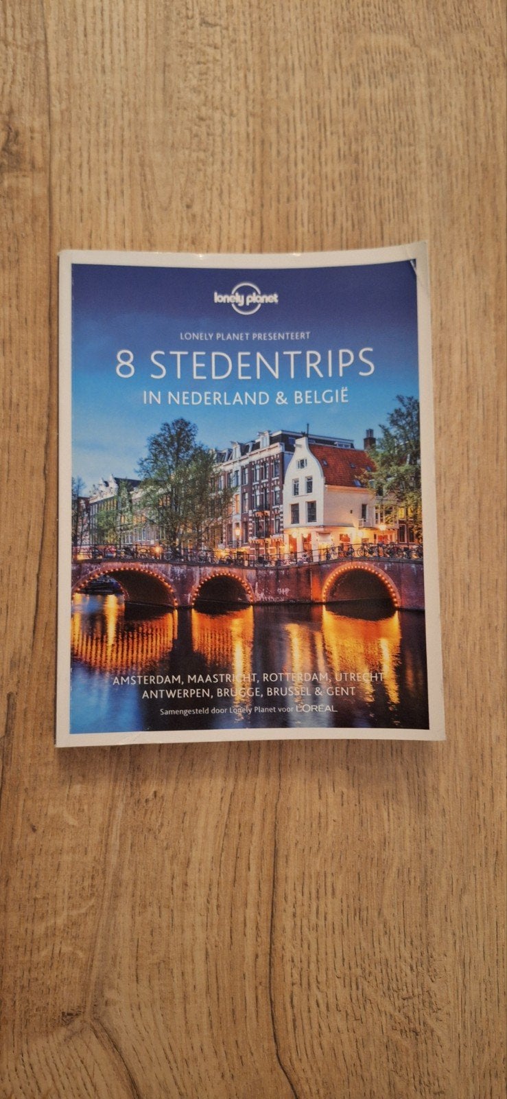 Lonely  Planet 8 stedentrips Nederland & België, Overige merken, Ophalen of Verzenden, Zo goed als nieuw, Reisgids of -boek