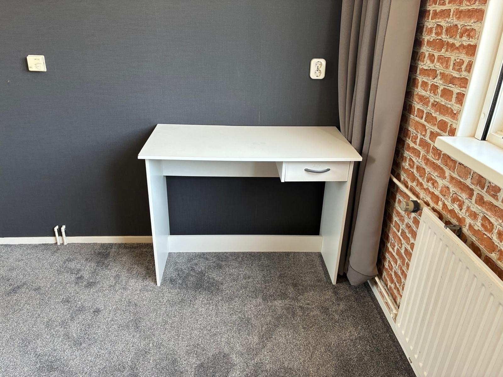 Wit bureau met lade - Leen Bakker, Ophalen, Gebruikt, Met lades, Spaanplaat of MDF