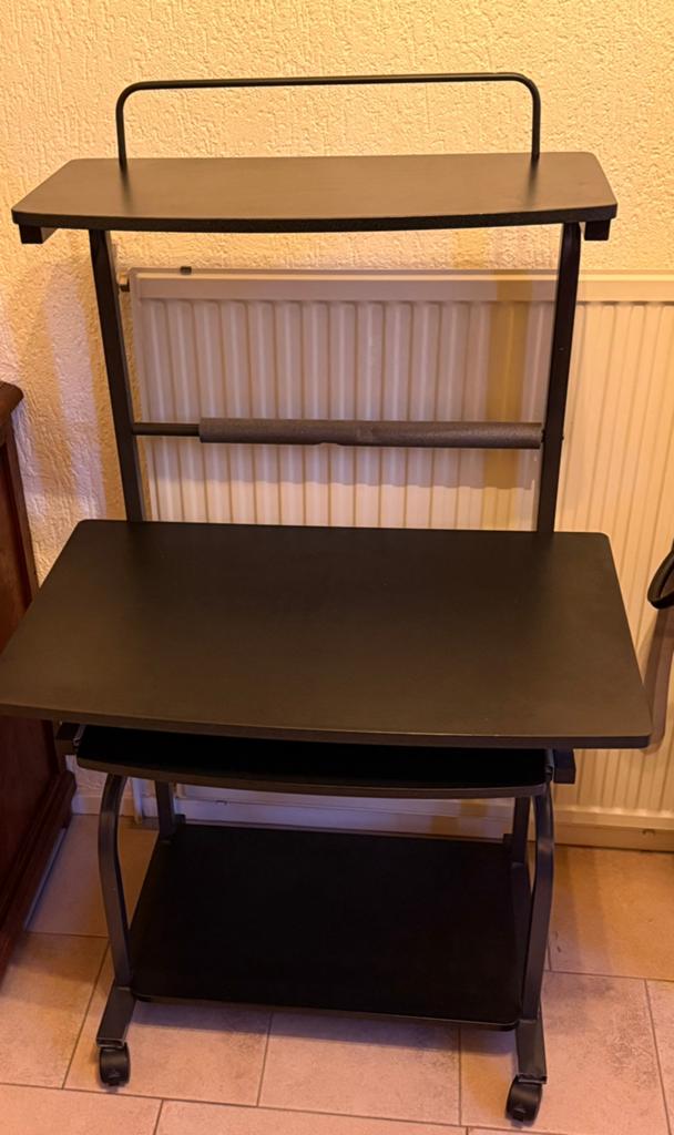 Computer meubel / game meubel, Huis en Inrichting, Kasten | Computermeubels, Ophalen, 70 tot 120 cm, 120 tot 170 cm, Zo goed als nieuw