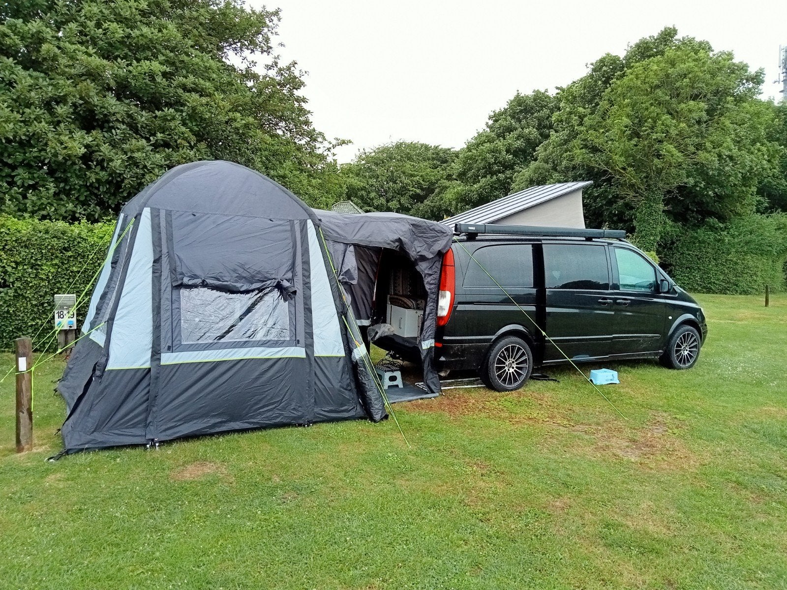 Mercedes vito kamper van met tent en luifel, Ophalen of Verzenden