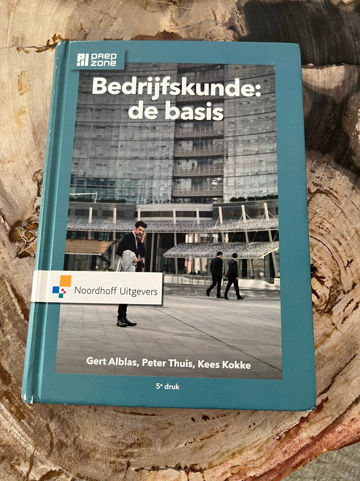 Bedrijfskunde: de basis - 5e druk, Ophalen of Verzenden, Gamma, Zo goed als nieuw, HBO