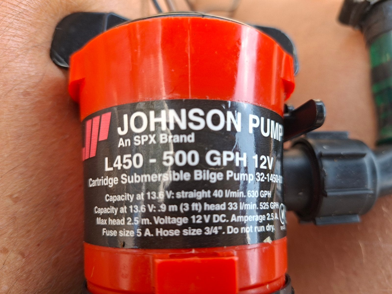 12 Volt Dompelpomp Johnson L450-500 GPH met slang, Watersport en Boten, Ophalen of Verzenden, Nieuw, Overige typen