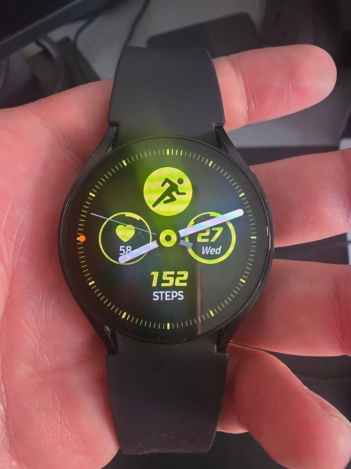 Samsung Galaxy Watch6 (40mm) – Zwart, Gebruikt, Zwart, Ophalen of Verzenden, Samsung