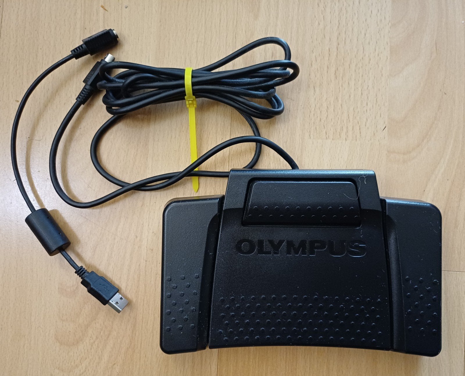Olympus RS31H USB Voetschakelaar met 4 pedalen, Ophalen of Verzenden, Zo goed als nieuw