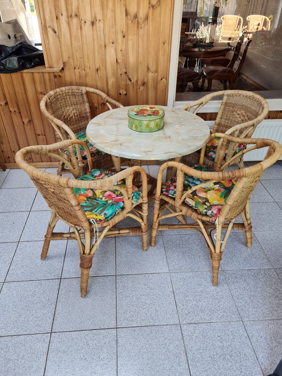 Rotan tuinset met 4 stoelen en ronde tafel, Ophalen, Gebruikt, Overige kleuren, Riet of Rotan