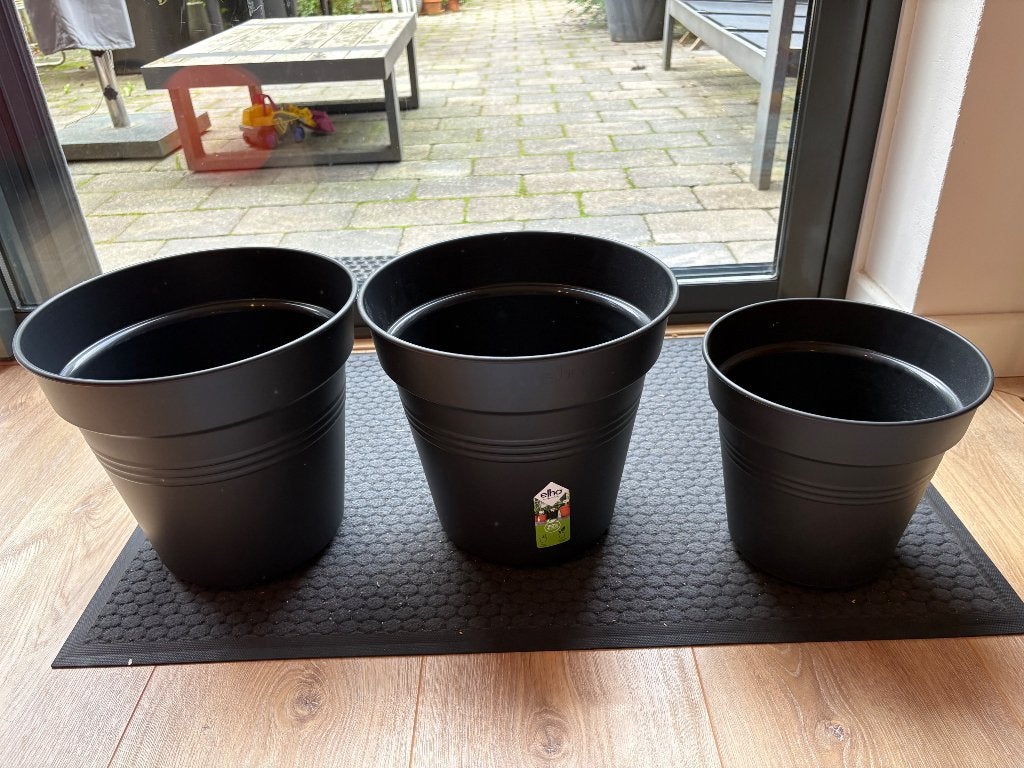Bloempotten Elho, Tuin en Terras, Ophalen, Kunststof, Rond, Zo goed als nieuw
