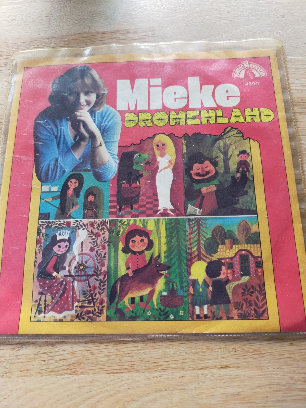 Mieke , Dromenland, Ophalen of Verzenden, Zo goed als nieuw, Nederlandstalig