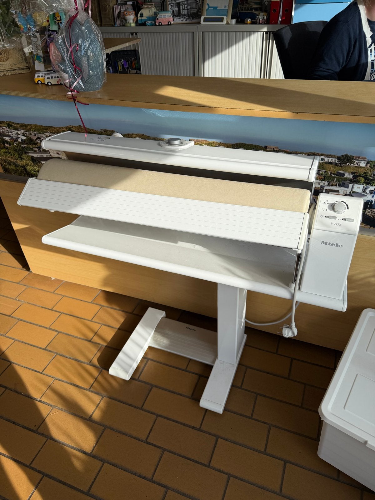 Miele B995D Strijkrolmachine als nieuw, Ophalen, Gebruikt